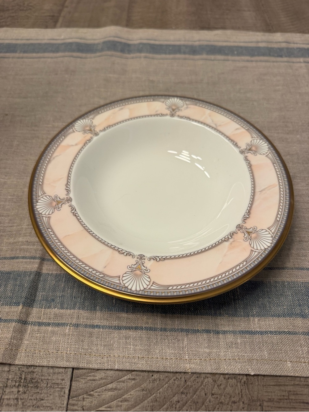 Noritake Pacific Majesty Flanged Soup Bowl Bowl